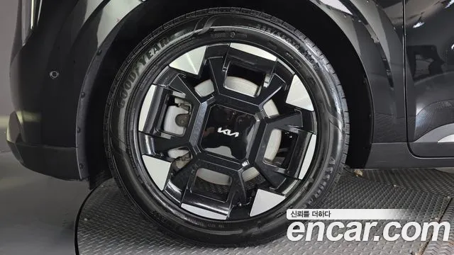 Kia Canival Новый Carnival 4 поколение Дизель 7 мест Noblesse — Фото автомобиля 4