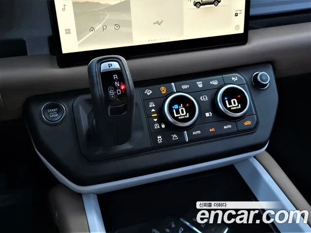 Land Rover Defender L663 — Фото автомобиля 9