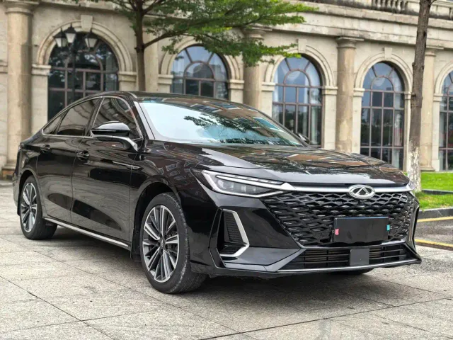 Chery Arrizo 8 — Фото автомобиля 3