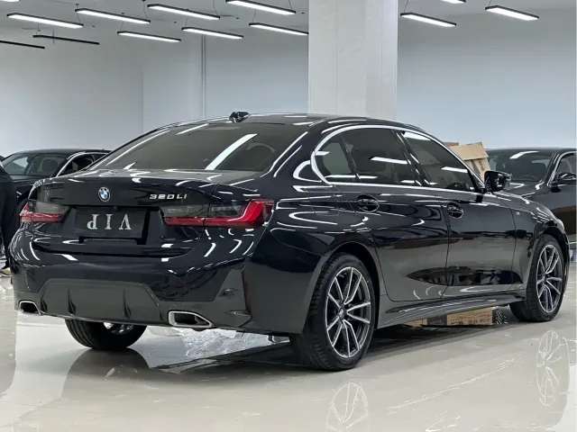 BMW 3 Series — Фото автомобиля 3
