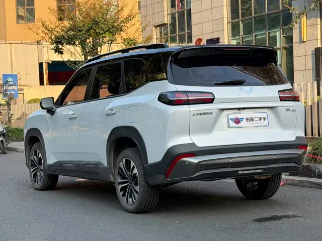 Wuling Starlight 560 — Фото автомобиля 4