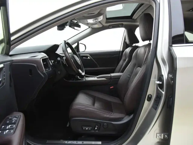 Lexus RX — Фото автомобиля 6