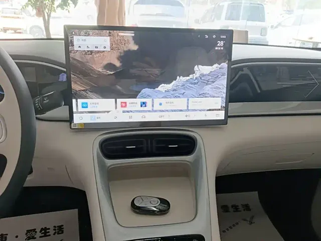 Geely Starry Wish — Фото автомобиля 12