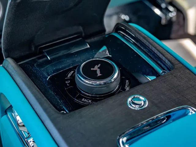 Rolls-Royce Cullinan — Фото автомобиля 14