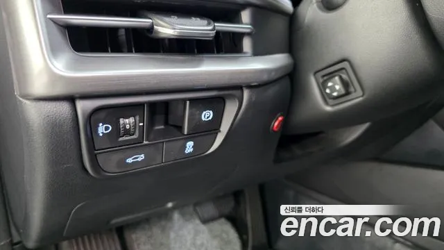 Hyundai Grandeur GN7 — Фото автомобиля 23
