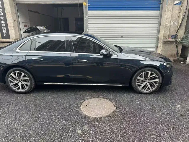 Mercedes-Benz E-Class — Фото автомобиля 15