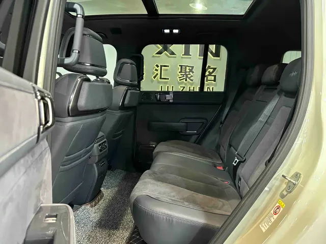 BYD FangChengBao Leopard 5 — Фото автомобиля 10