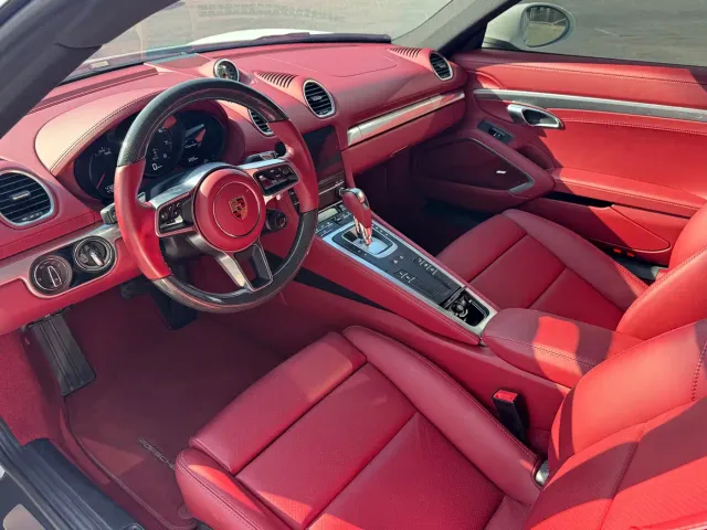 Porsche 718 — Фото автомобиля 5