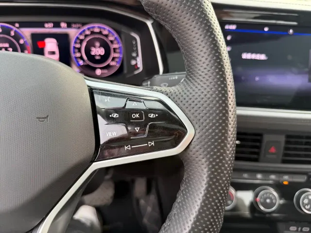Volkswagen Sagitar — Фото автомобиля 13