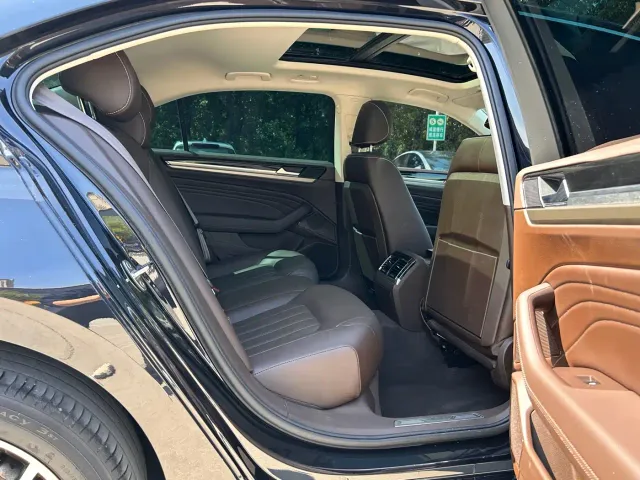 Volkswagen Phideon — Фото автомобиля 6