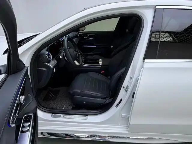 Mercedes-Benz C-Class — Фото автомобиля 9