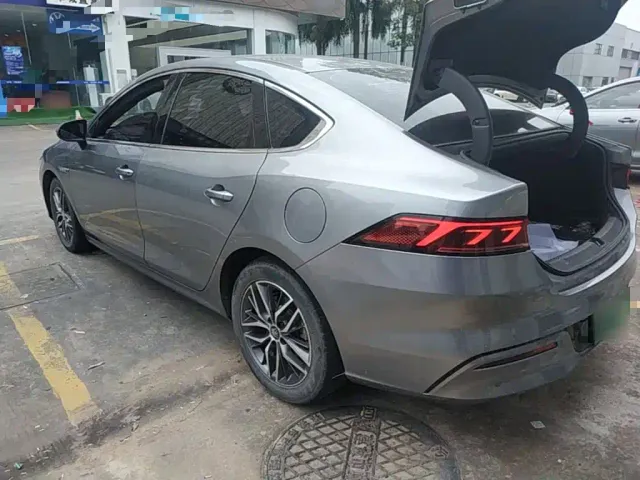 BYD Qin PLUS — Фото автомобиля 4