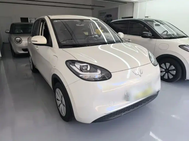 Wuling Bingo — Фото автомобиля 3
