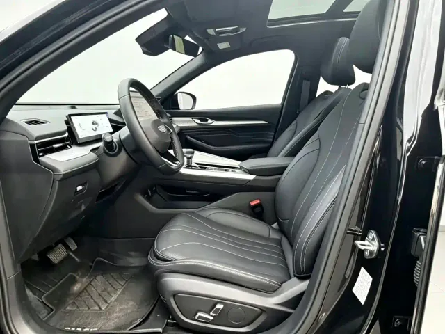 Geely Xingrui — Фото автомобиля 7