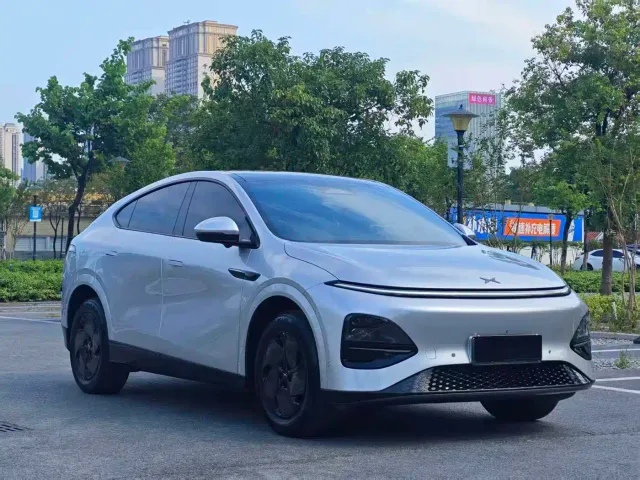 Xpeng G6 — Фото автомобиля 3