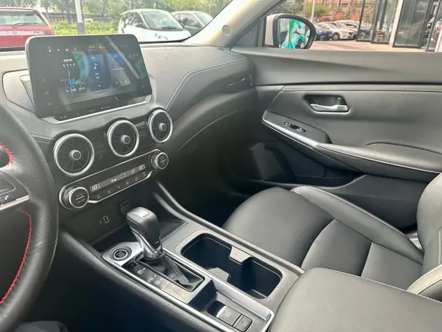 Nissan Sylphy — Фото автомобиля 18