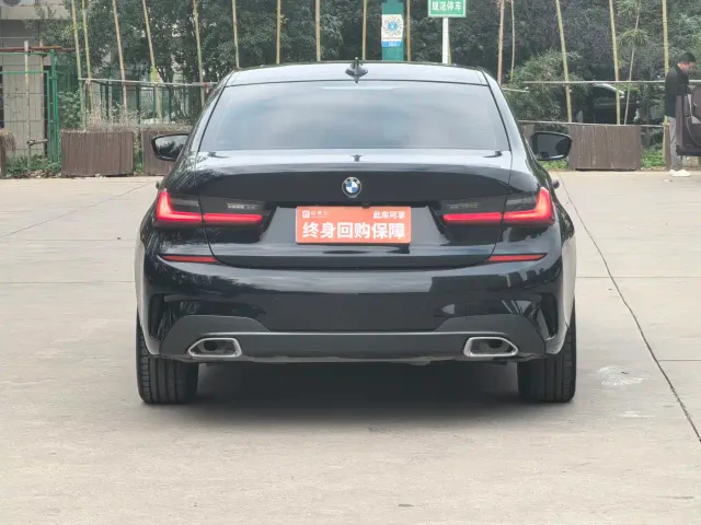 BMW 3 Series — Фото автомобиля 12