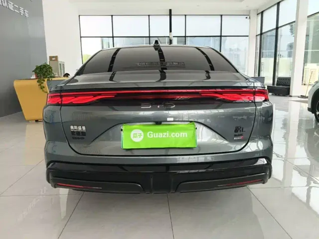 BYD Han L — Фото автомобиля 5