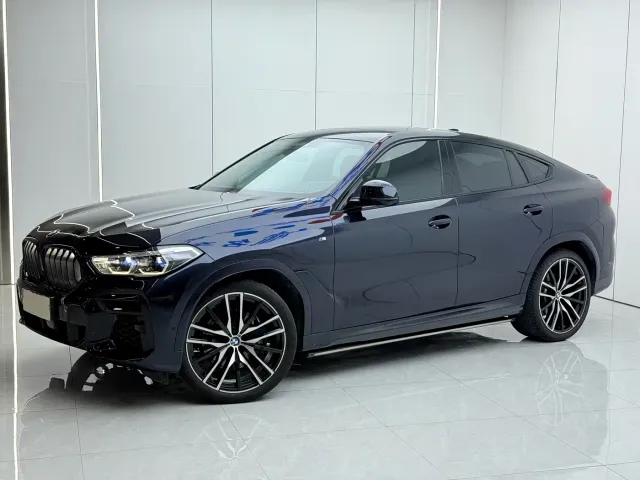 Фотография автомобиля — BMW X6