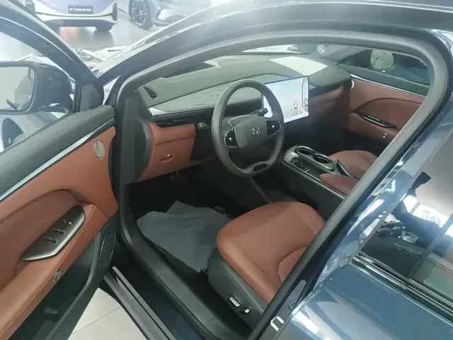 Arcfox Alpha T5 — Фото автомобиля 15
