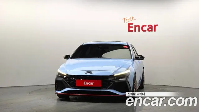 Hyundai AVANTE — Фото автомобиля 3