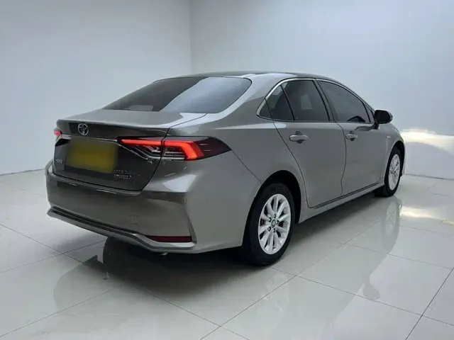 Toyota Corolla — Фото автомобиля 9