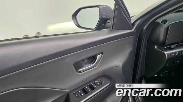 Hyundai Kona SX2 — Фото автомобиля 28