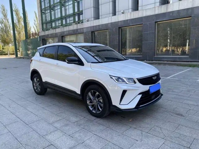 Geely Binyue — Фото автомобиля 6