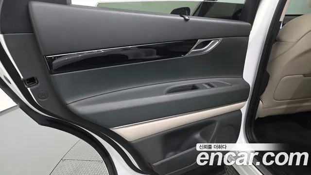 Genesis GV80 2.5T Бензин 2WD — Фото автомобиля 23