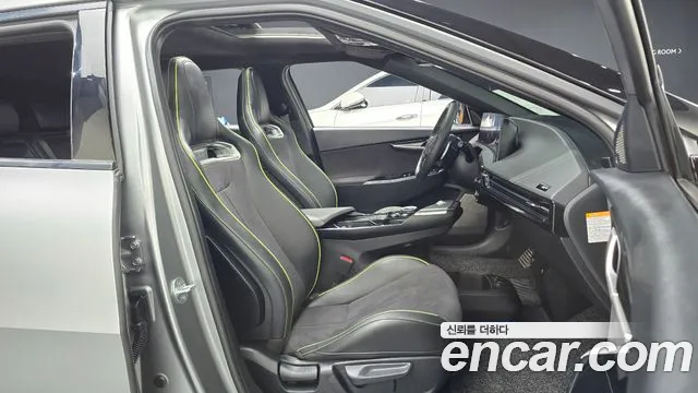 Kia EV6 — Фото автомобиля 25