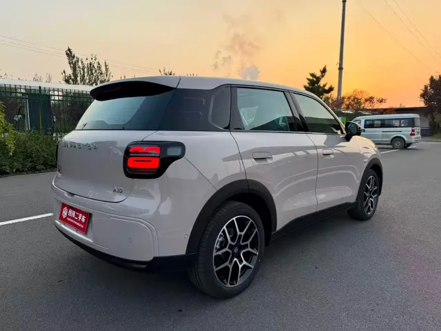 Leapmotor A10 — Фото автомобиля 6
