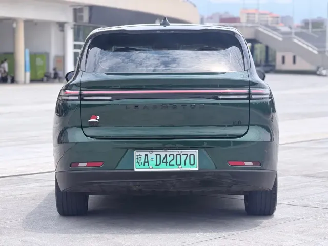 Leapmotor C10 — Фото автомобиля 5