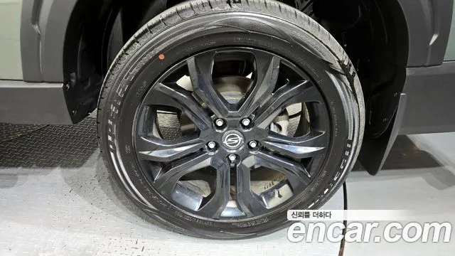 KG_Mobility_Ssangyong Rexton Новый Rexton Sport Khan Дизель 2.2 4WD — Фото автомобиля 16