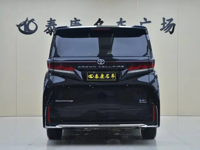 Toyota Vellfire — Фото автомобиля 3