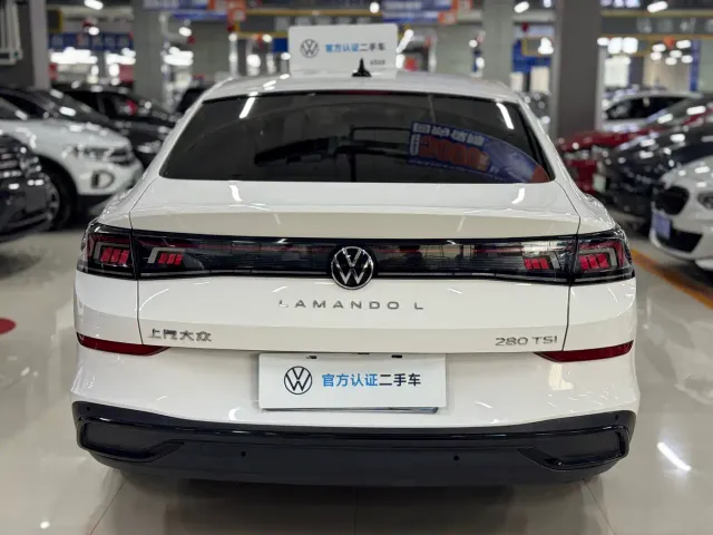 Volkswagen Lamando — Фото автомобиля 9