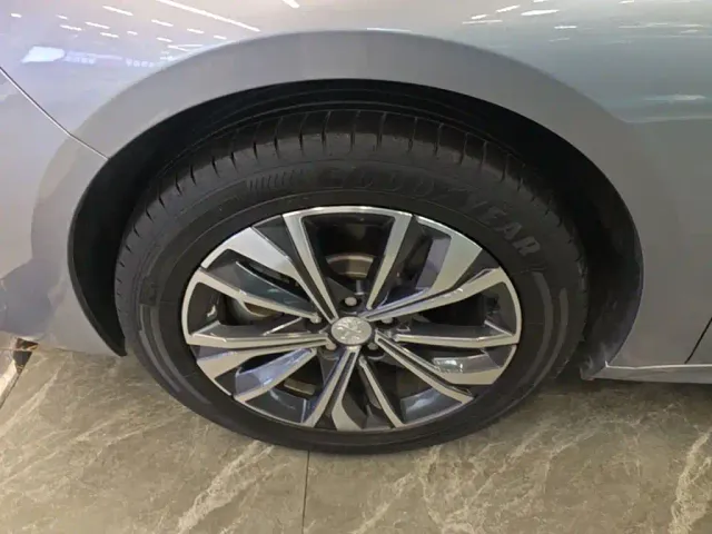 Peugeot 508 — Фото автомобиля 22