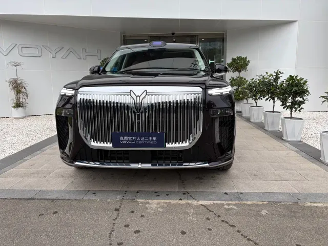 Voyah Taisan — Фото автомобиля 2