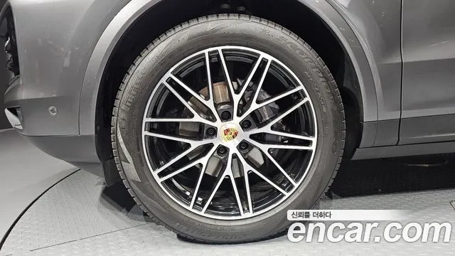 Porsche Cayenne PO536 — Фото автомобиля 5