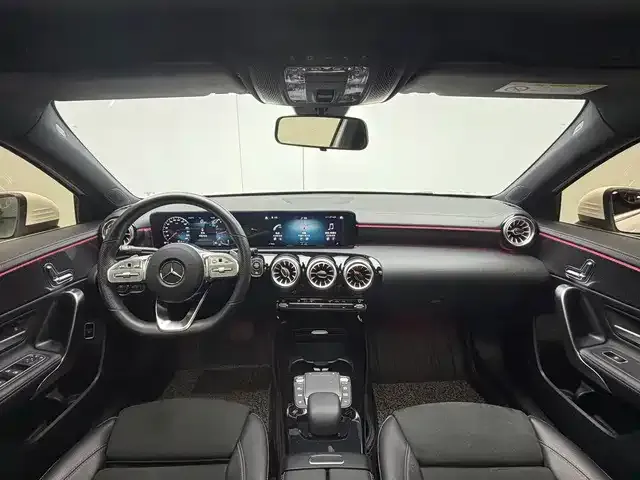 Mercedes-Benz A-Class — Фото автомобиля 7