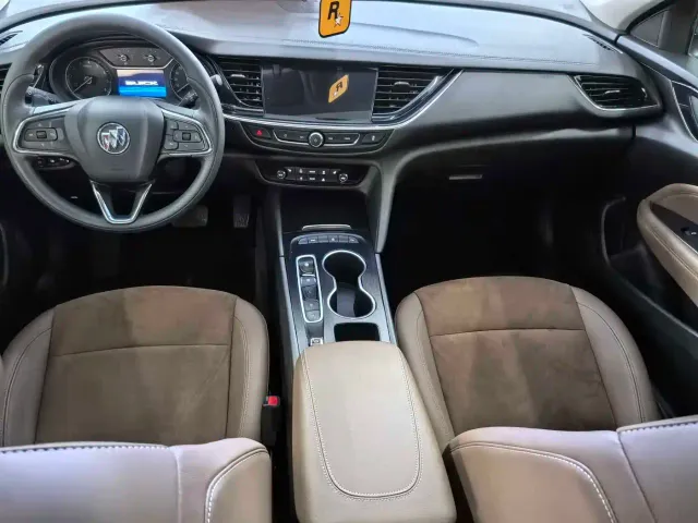 Buick Regal — Фото автомобиля 8