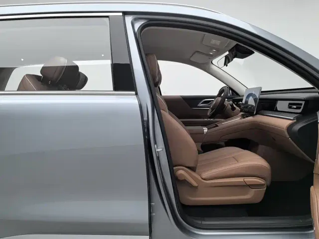 Wuling Starlight L — Фото автомобиля 23