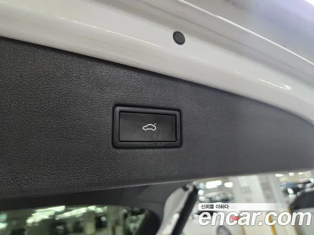 Volkswagen Tiguan — Фото автомобиля 18