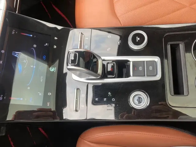 Chery Tiggo 8 PLUS — Фото автомобиля 16