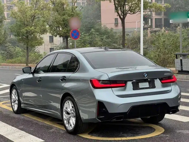 BMW 3 Series — Фото автомобиля 8