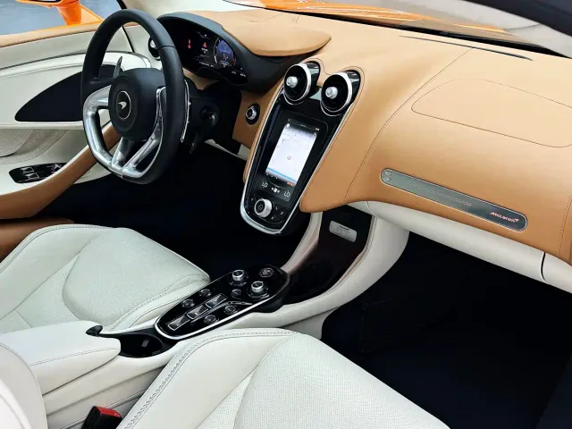 McLaren GT — Фото автомобиля 20