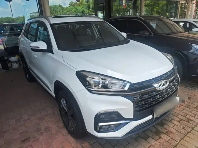 Chery Tiggo 8 — Фото автомобиля 3