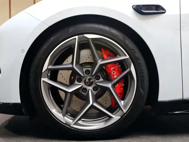 Lotus Emeya — Фото автомобиля 27