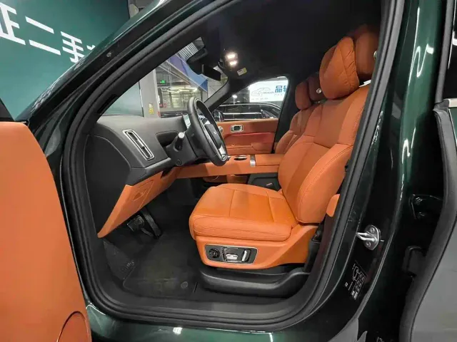 Li Auto L9 — Фото автомобиля 4