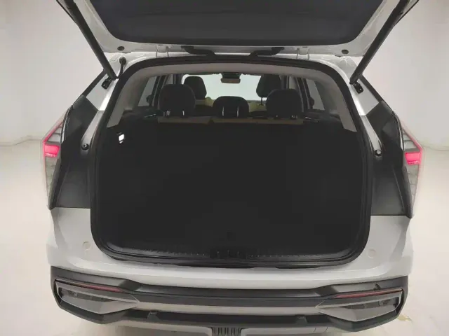 Geely Boyue L — Фото автомобиля 16