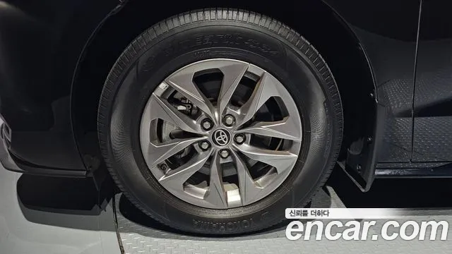 Toyota Sienna 4th Gen — Фото автомобиля 5